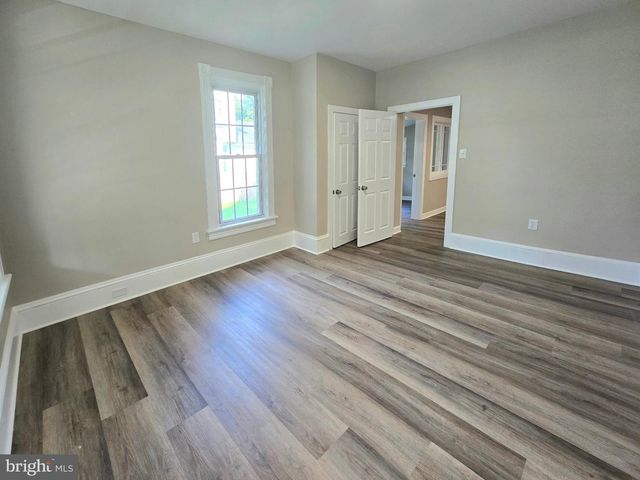 6737 PARK AVE, Pennsauken, NJ 08109