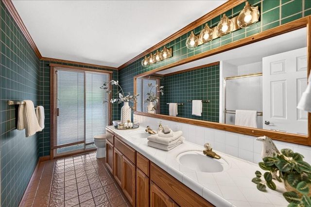 104 Old Orchard Dr, Los Gatos, CA 95032