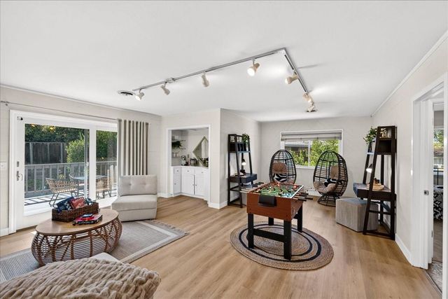 104 Old Orchard Dr, Los Gatos, CA 95032