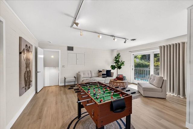 104 Old Orchard Dr, Los Gatos, CA 95032