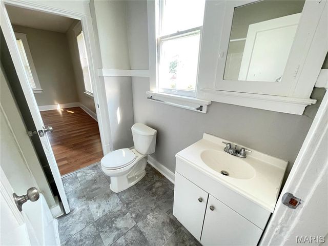 8622 Goodfellow Boulevard, St Louis, MO 63147