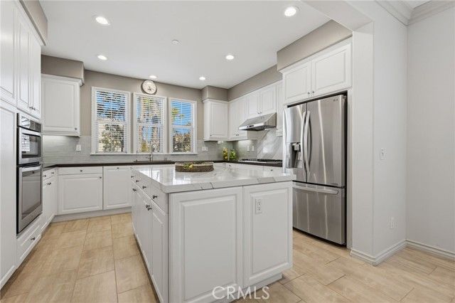 21445 Hayley, Huntington Beach, CA 92646