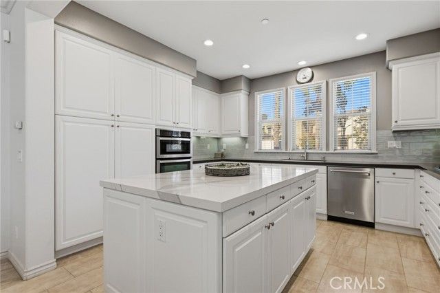 21445 Hayley, Huntington Beach, CA 92646