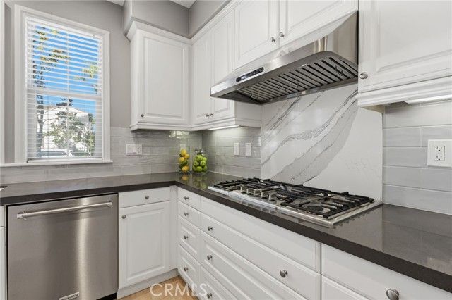 21445 Hayley, Huntington Beach, CA 92646