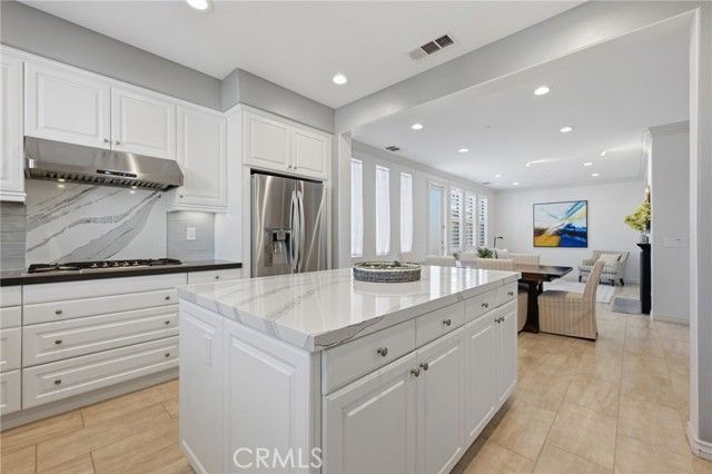 21445 Hayley, Huntington Beach, CA 92646