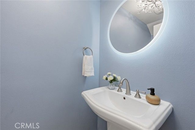 21445 Hayley, Huntington Beach, CA 92646