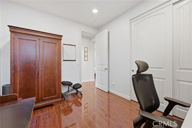 21445 Hayley, Huntington Beach, CA 92646