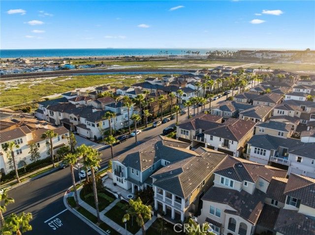 21445 Hayley, Huntington Beach, CA 92646