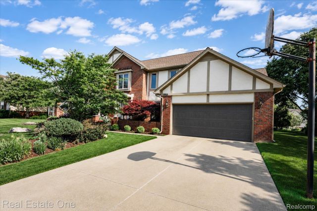 3596 Aynsley Drive, Rochester Hills, MI 48306