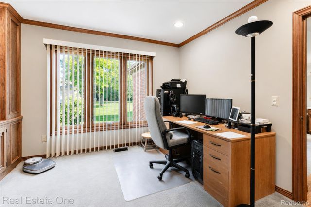 3596 Aynsley Drive, Rochester Hills, MI 48306