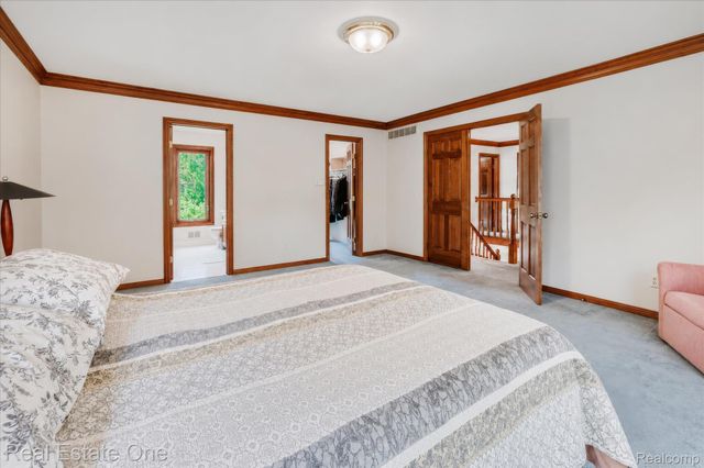 3596 Aynsley Drive, Rochester Hills, MI 48306