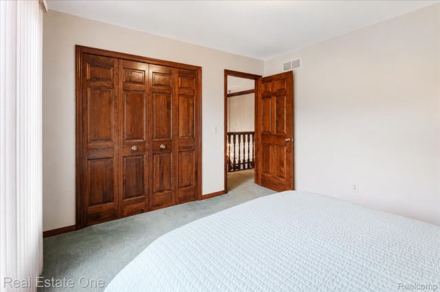 3596 Aynsley Drive, Rochester Hills, MI 48306