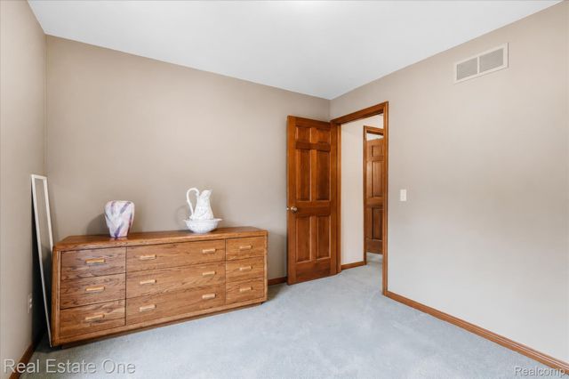 3596 Aynsley Drive, Rochester Hills, MI 48306