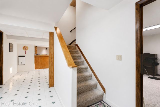 3596 Aynsley Drive, Rochester Hills, MI 48306