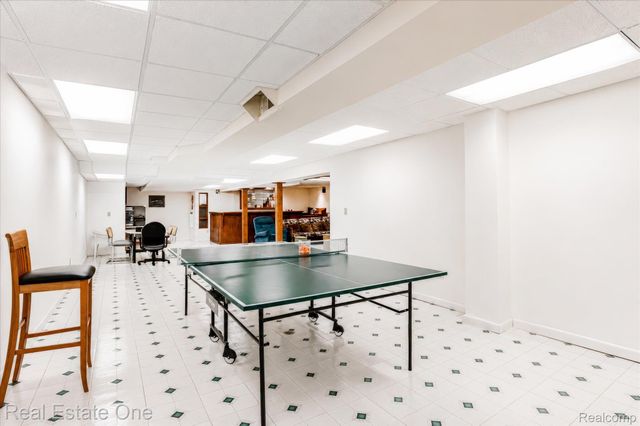 3596 Aynsley Drive, Rochester Hills, MI 48306