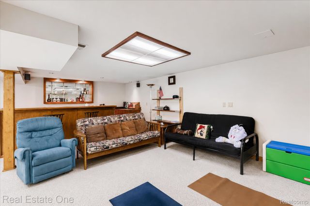 3596 Aynsley Drive, Rochester Hills, MI 48306