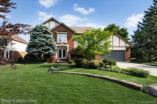 3596 Aynsley Drive, Rochester Hills, MI 48306