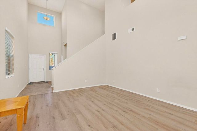 8909 Eagle Hills Drive NW, Albuquerque, NM 87114