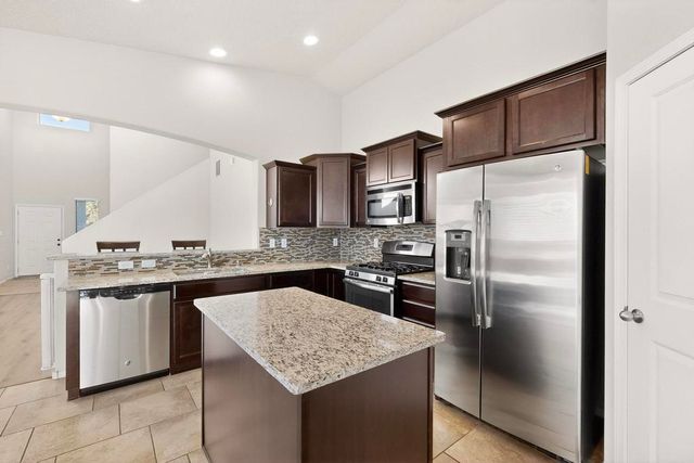 8909 Eagle Hills Drive NW, Albuquerque, NM 87114