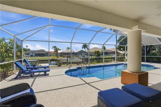4925 Sorrento CT, Cape Coral, FL 33904