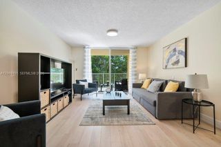 19999 E Country Club Drive 1206, Aventura, FL 33180