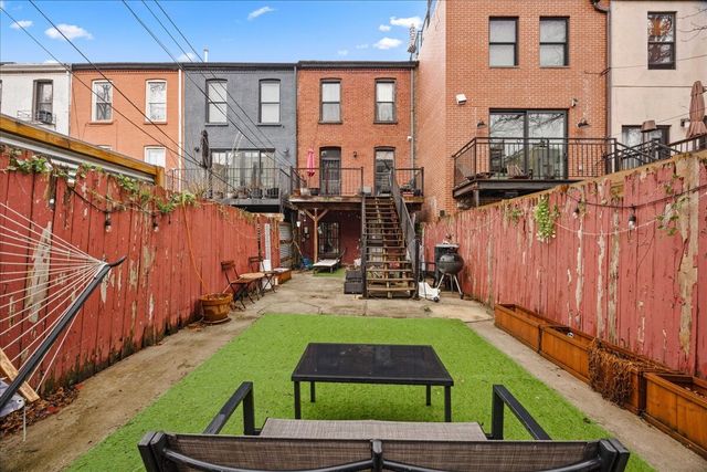 554 LEXINGTON Avenue, New York City, NY 11221