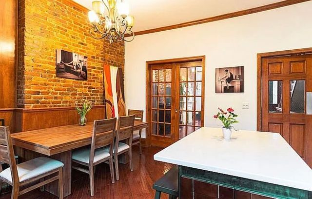 554 LEXINGTON Avenue, New York City, NY 11221