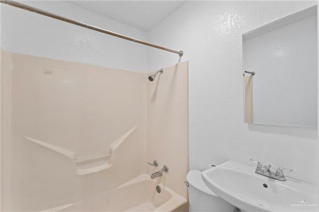 625 43rd Street, Mcallen, TX 78501