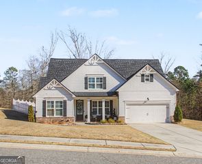 1834 Hidden Creek Drive, Hoschton, GA 30548