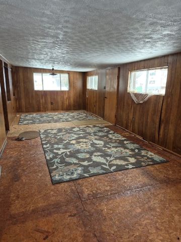 2410 SHORE Drive, Linesville, PA 16424