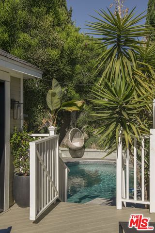 1736 N Sierra Bonita Avenue, Los Angeles, CA 90046