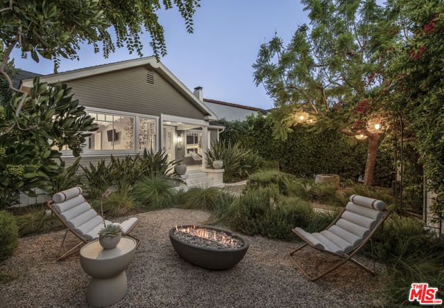 1736 N Sierra Bonita Avenue, Los Angeles, CA 90046