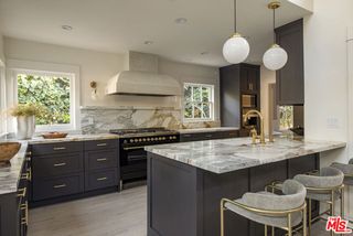 1736 N Sierra Bonita Avenue, Los Angeles, CA 90046