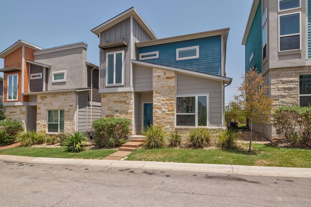 2813 Stock DR, Austin, TX 78741