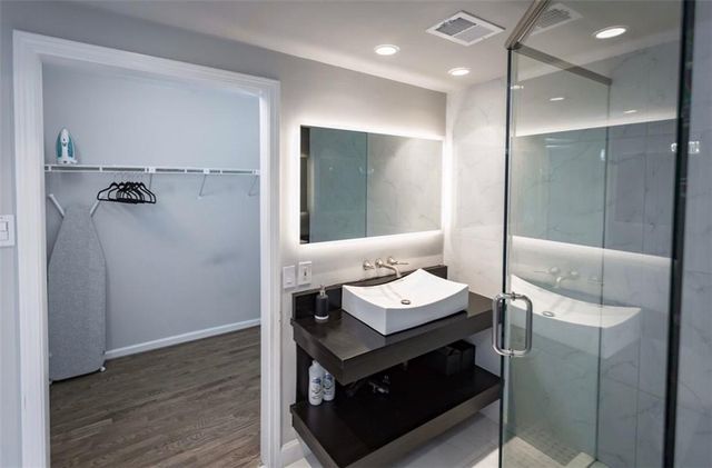 2161 Peachtree Road NE 605, Atlanta, GA 30309