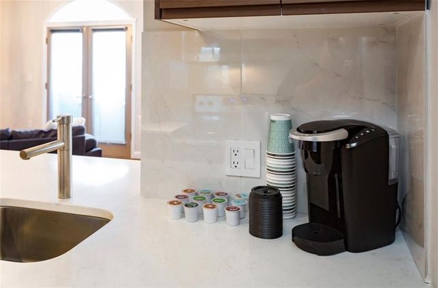 2161 Peachtree Road NE 605, Atlanta, GA 30309