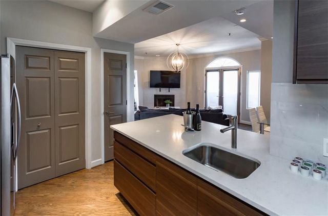 2161 Peachtree Road NE 605, Atlanta, GA 30309