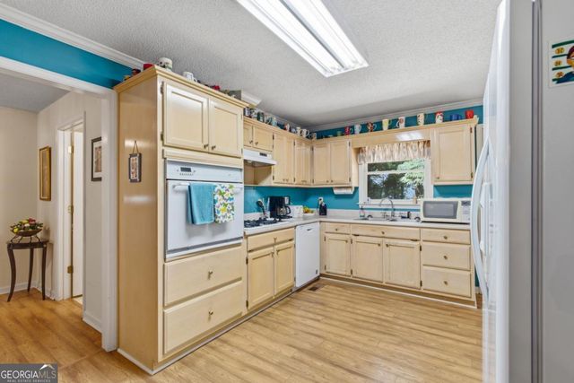 3650 Southlake Circle, Cumming, GA 30041