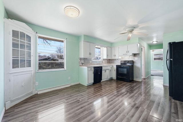 5011 Christofer Lane, Fort Wayne, IN 46806