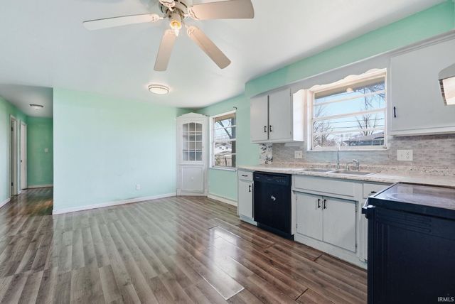 5011 Christofer Lane, Fort Wayne, IN 46806