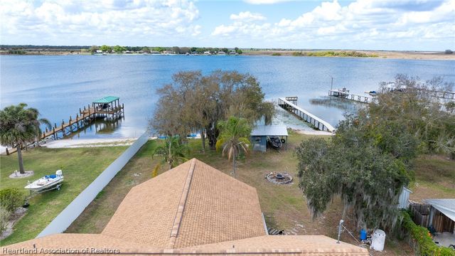 920 Lake Drive E, Lake Placid, FL 33852