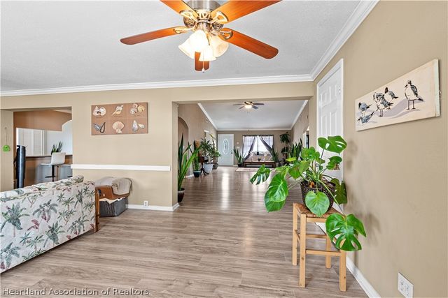 920 Lake Drive E, Lake Placid, FL 33852