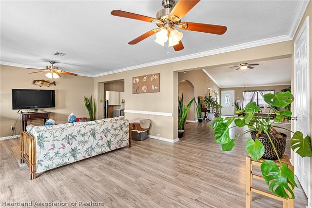 920 Lake Drive E, Lake Placid, FL 33852