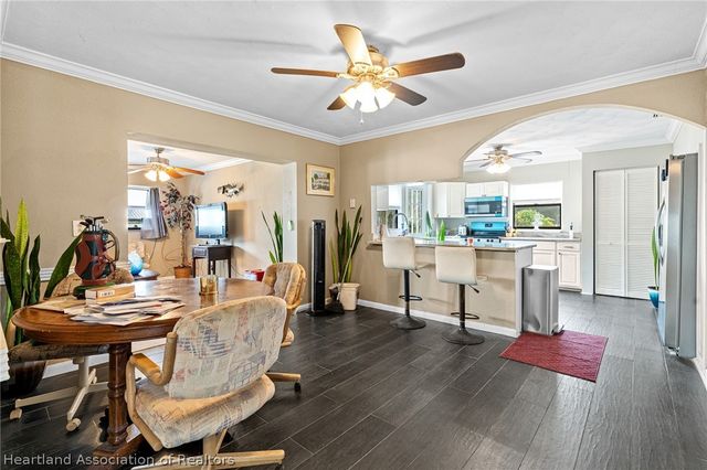 920 Lake Drive E, Lake Placid, FL 33852