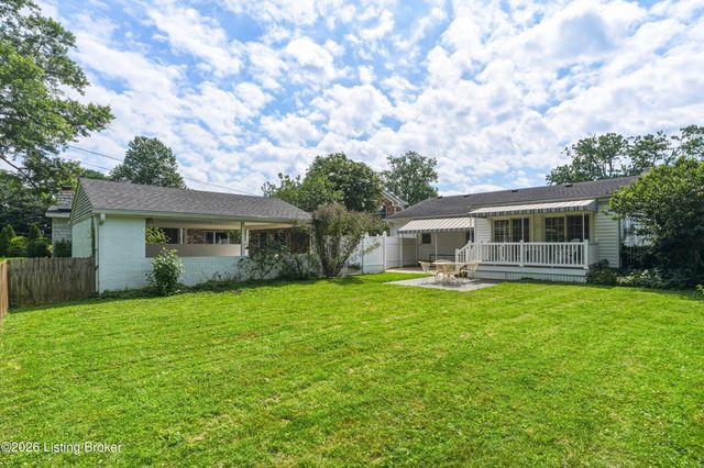 3717 Hillsboro Rd, Louisville, KY 40207