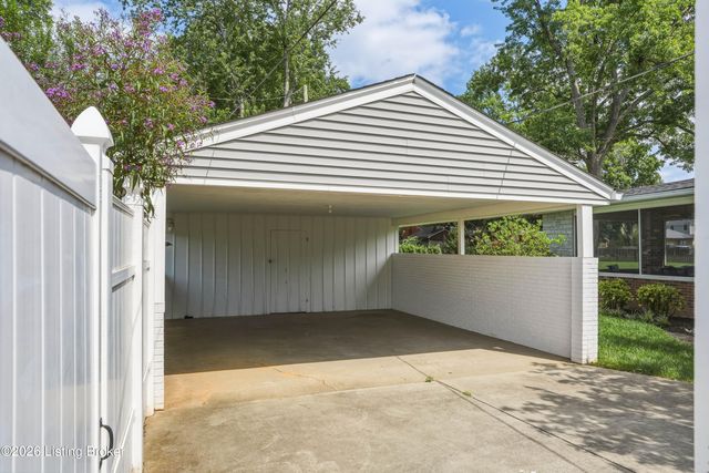 3717 Hillsboro Rd, Louisville, KY 40207