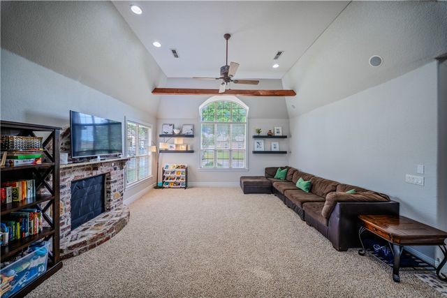 4300 W Warbal Trail, Rogers, AR 72758