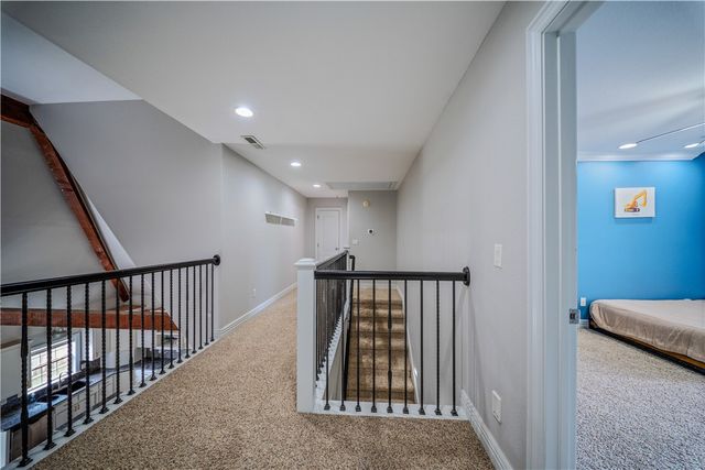 4300 W Warbal Trail, Rogers, AR 72758