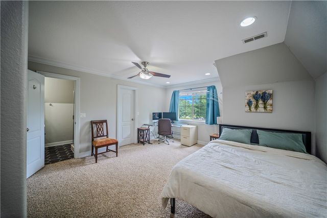 4300 W Warbal Trail, Rogers, AR 72758