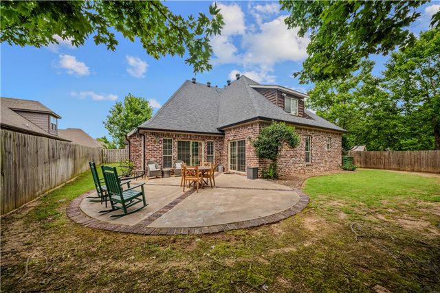 4300 W Warbal Trail, Rogers, AR 72758